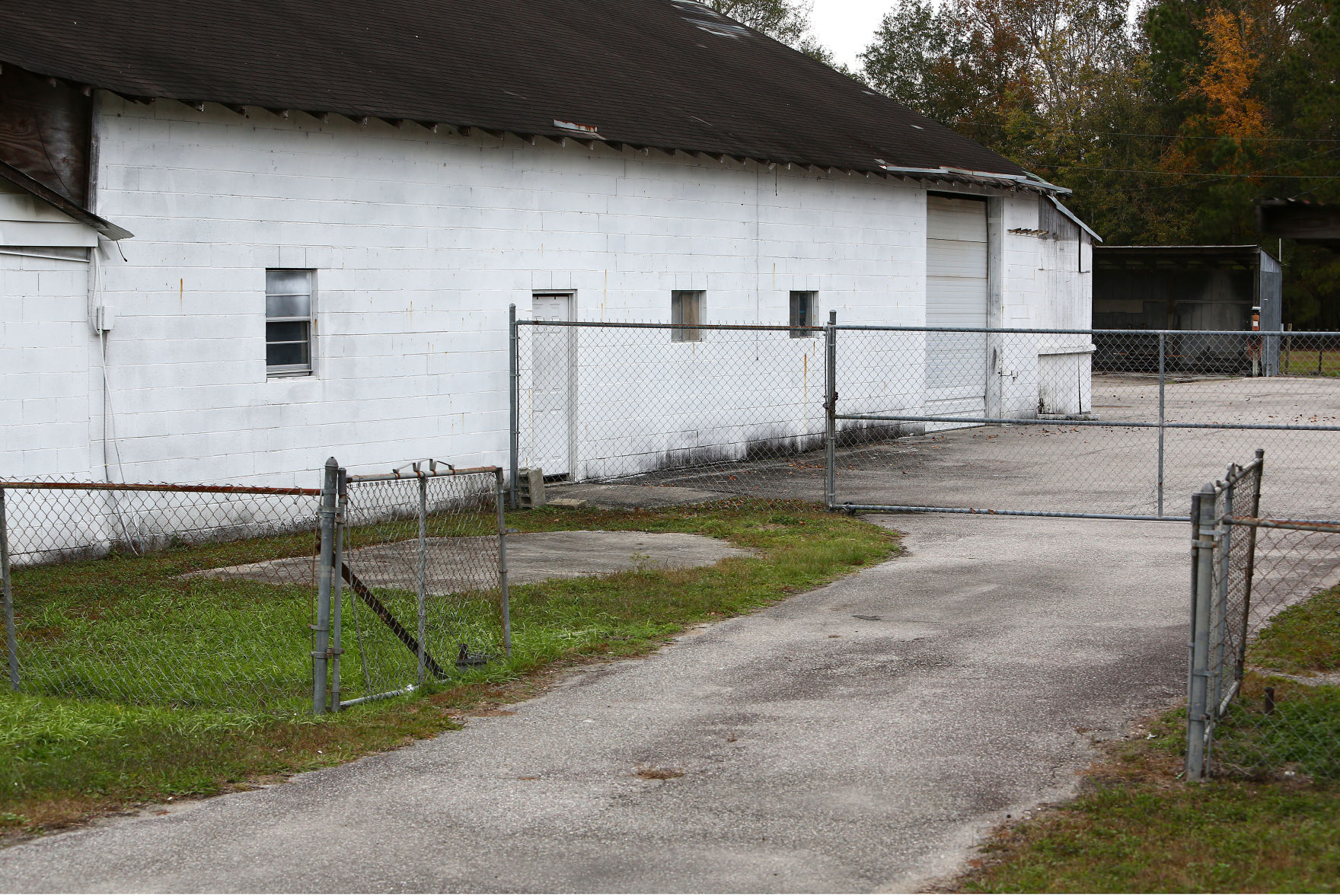 taller fence Colucci 2206 N Main Sville.jpg (copy)